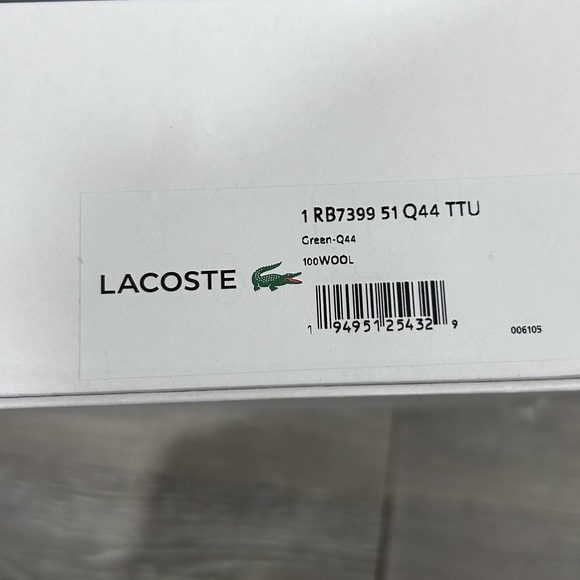 Lacoste Merino Extra Fine Made in France
Scarf and Beanie Hat - Picture 11 of 12